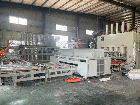 comprar 1400T-3200T Laminação de Curto Ciclo Horizontal Prensa Quente 4×8 4×9 4×10 online manufacture