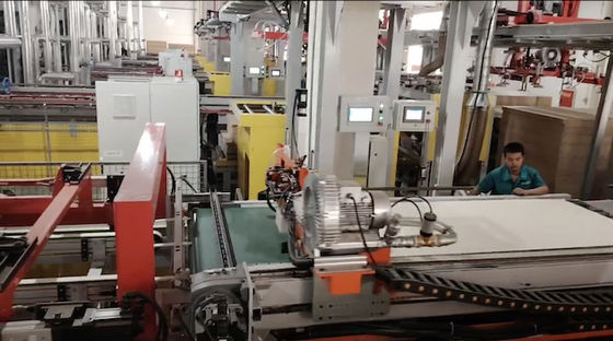 comprar Prensa de madeira compensada a quente de placa artificial Prensa de ciclo curto linha automática de 48 pés online manufacture