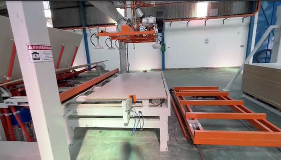 comprar Máquina de prensagem a quente de 1600 t de ciclo curto de azulejos cerâmicos hidráulica Hf curva de contraplacado online manufacture
