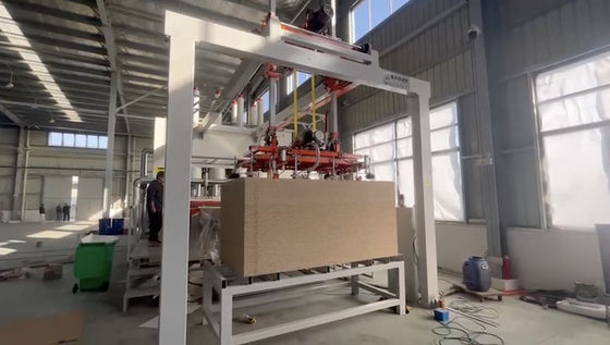 Máquina de prensagem hidráulica eletrônica a quente para madeira contraplacada de ciclo curto 5000KN